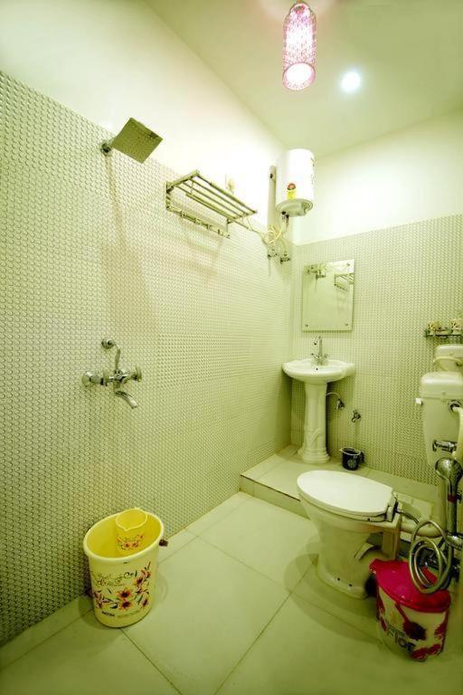 Taj Square A Luxurious Family Homestay Agra  Ngoại thất bức ảnh
