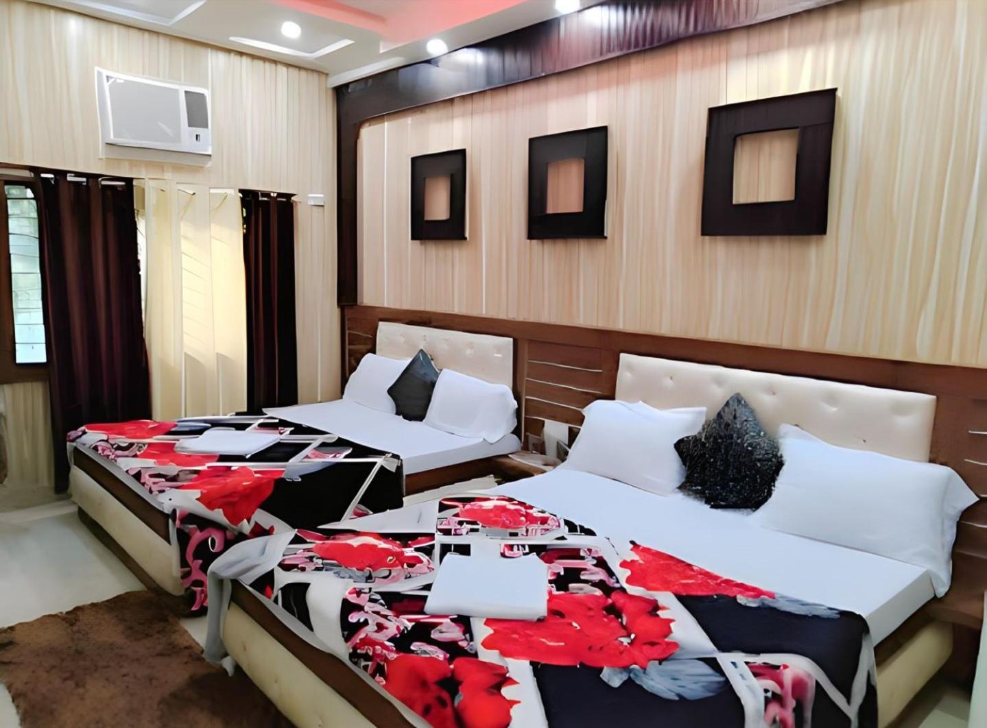 Taj Square A Luxurious Family Homestay Agra  Ngoại thất bức ảnh