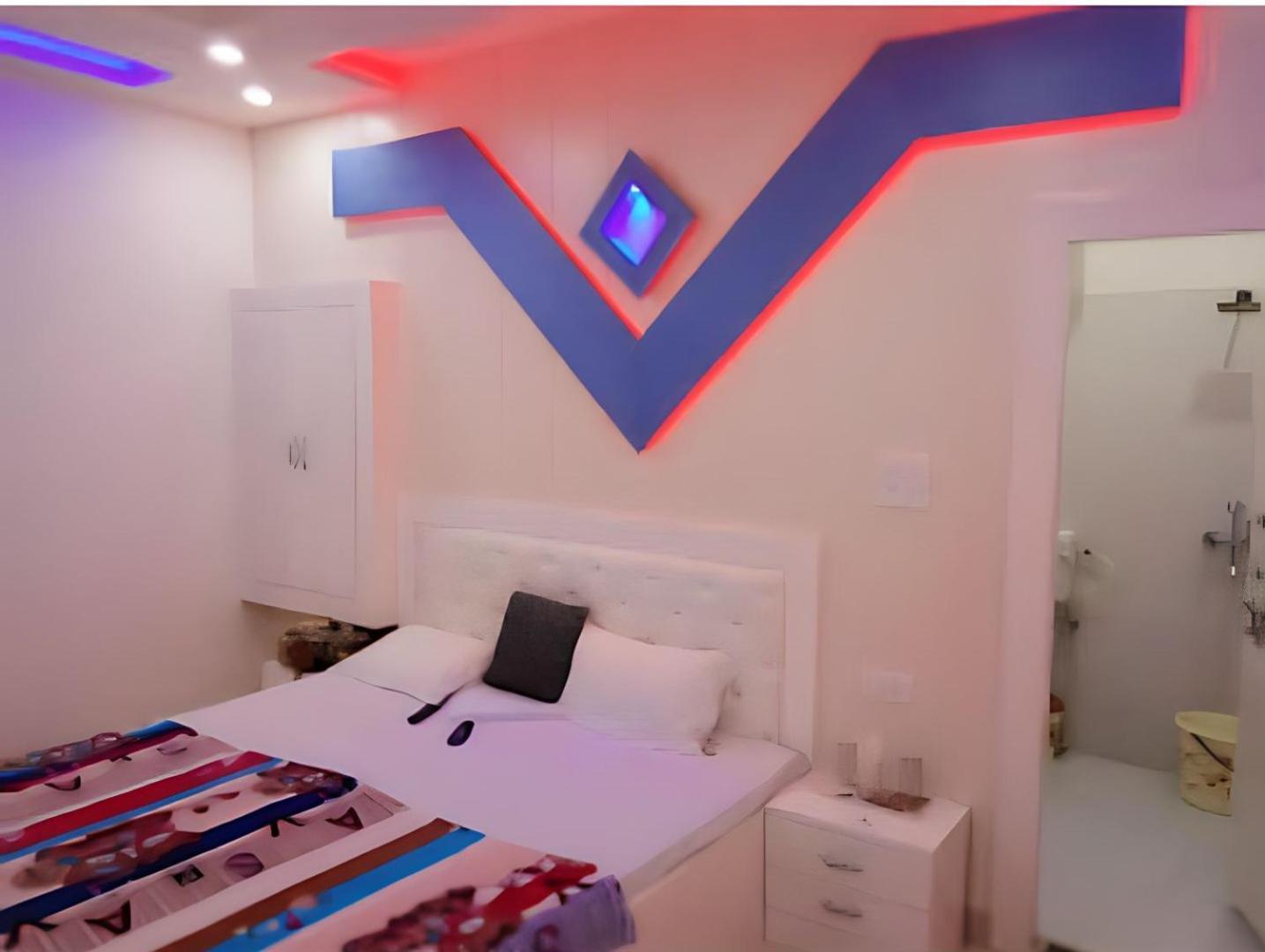 Taj Square A Luxurious Family Homestay Agra  Ngoại thất bức ảnh