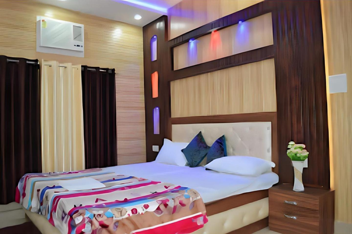 Taj Square A Luxurious Family Homestay Agra  Ngoại thất bức ảnh