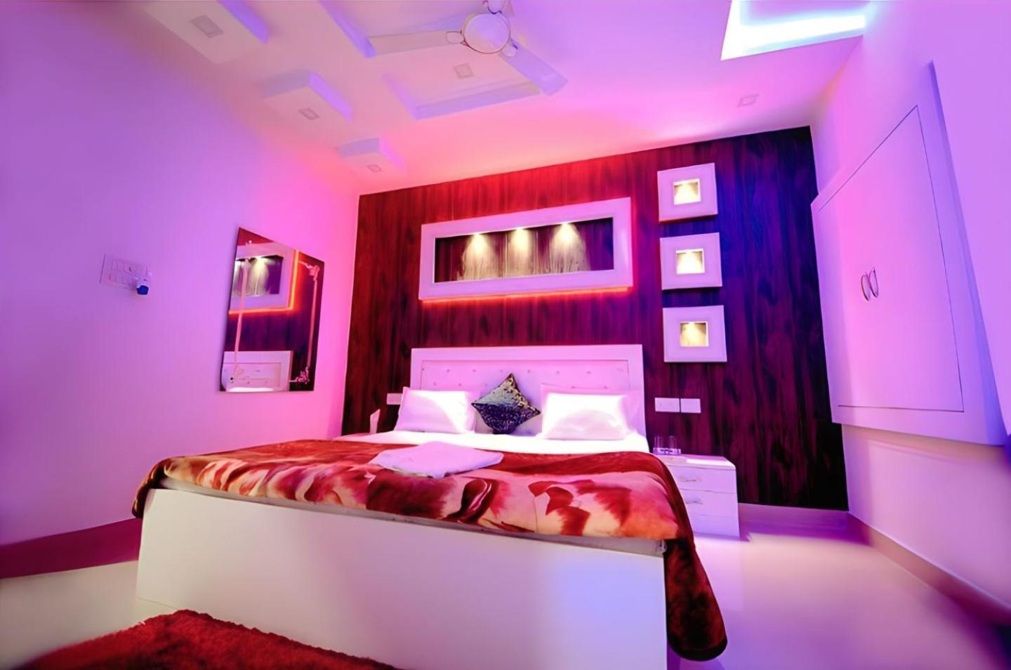 Taj Square A Luxurious Family Homestay Agra  Ngoại thất bức ảnh