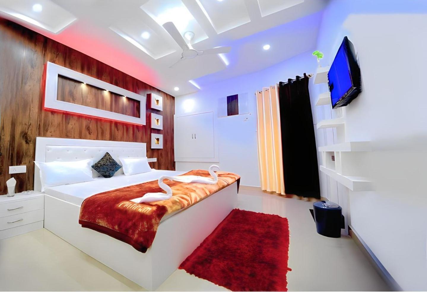 Taj Square A Luxurious Family Homestay Agra  Ngoại thất bức ảnh