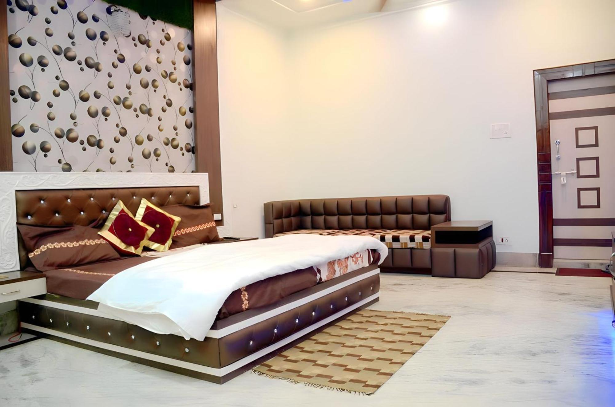 Taj Square A Luxurious Family Homestay Agra  Ngoại thất bức ảnh