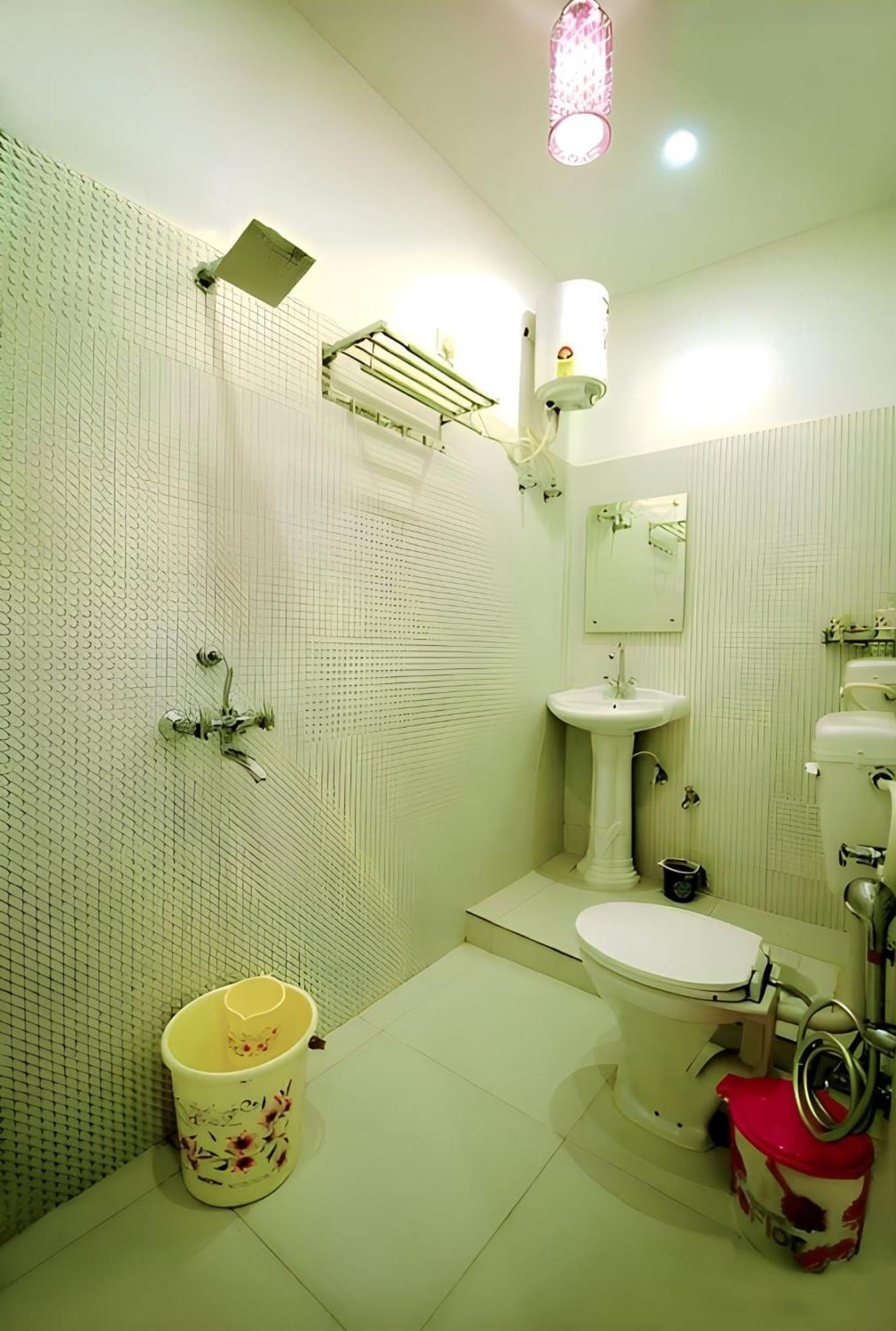 Taj Square A Luxurious Family Homestay Agra  Ngoại thất bức ảnh