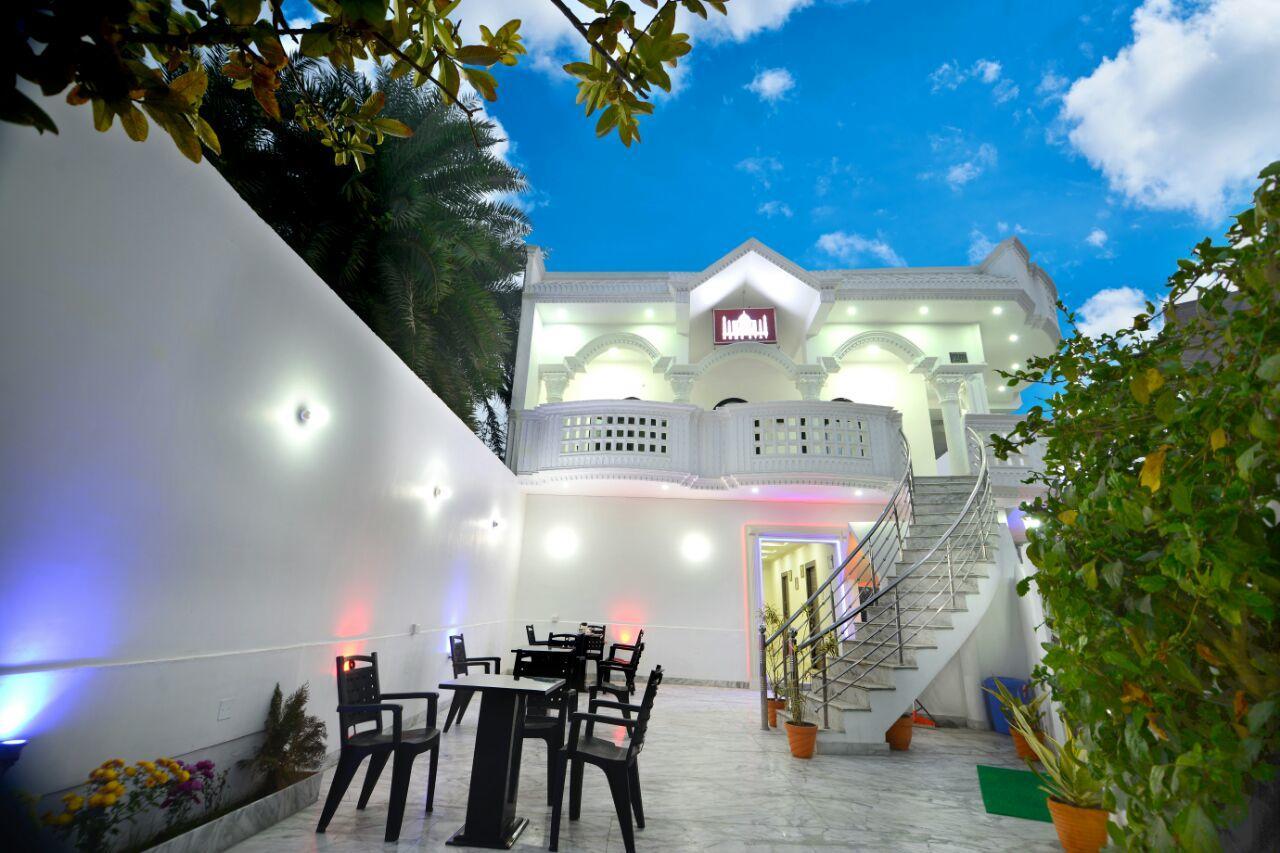 Taj Square A Luxurious Family Homestay Agra  Ngoại thất bức ảnh