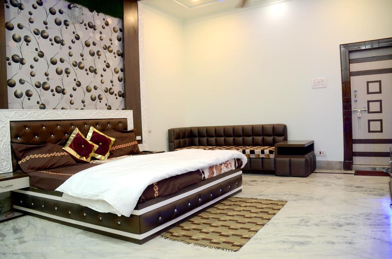 Taj Square A Luxurious Family Homestay Agra  Ngoại thất bức ảnh