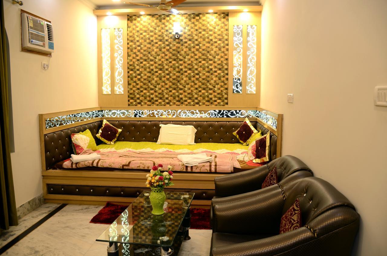 Taj Square A Luxurious Family Homestay Agra  Ngoại thất bức ảnh