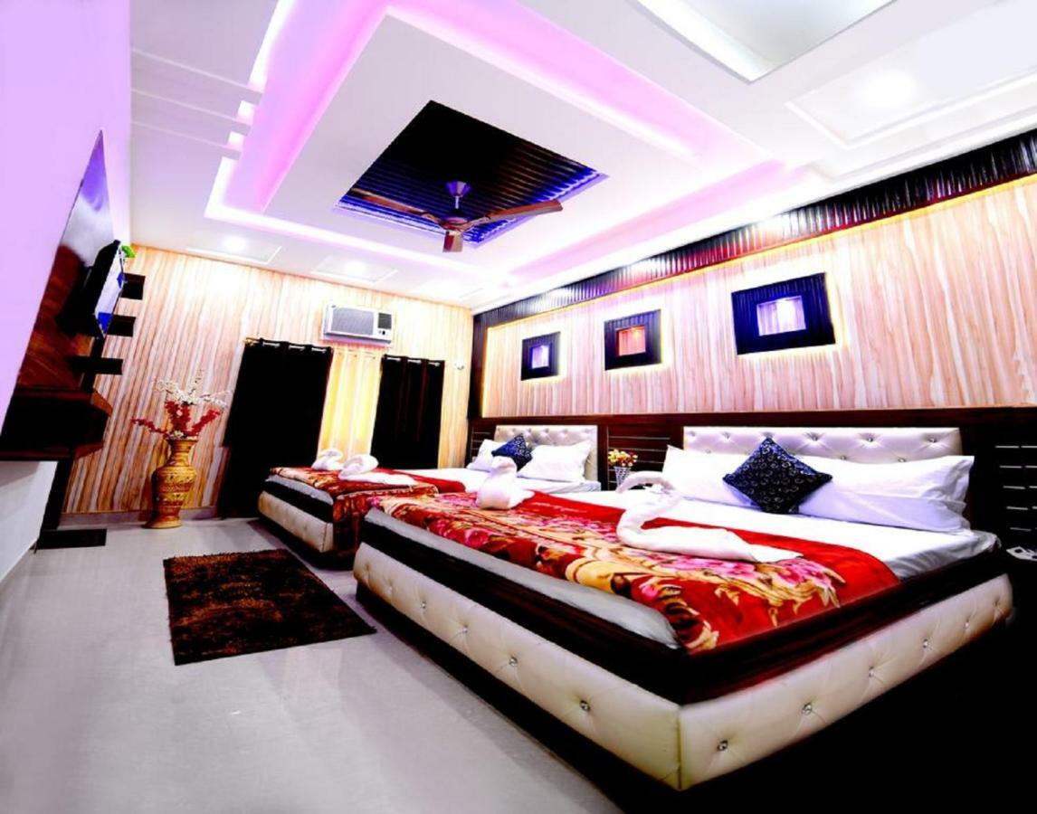 Taj Square A Luxurious Family Homestay Agra  Ngoại thất bức ảnh